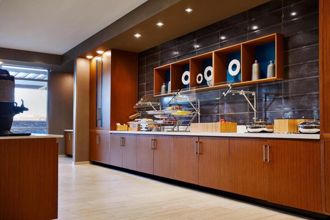 Springhill Suites By Marriott Springfield North Luaran gambar