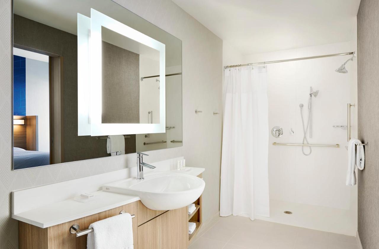 Springhill Suites By Marriott Springfield North Luaran gambar